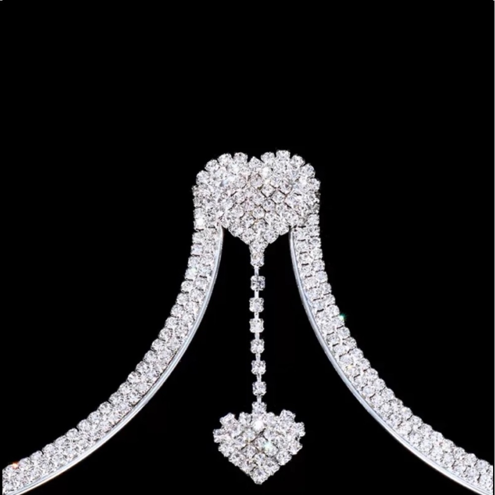 Heart Shape Crystal Body Jewelry Breast with Chains - Brand New - Picture 5 of 5